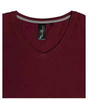 Action V-neck - formula red